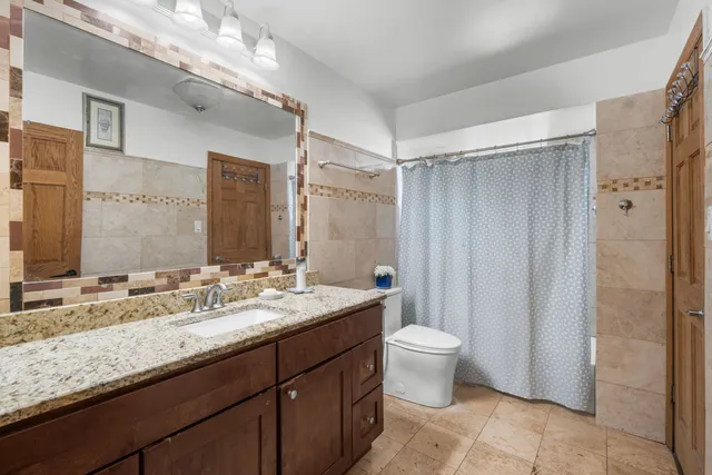 $400,000 | 8400 167th Street, Tinley Park, IL 60487