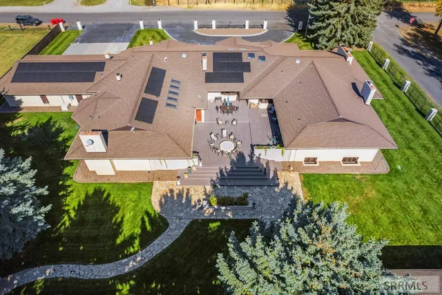 $975,000 | 1149 1250 North Road, Shelley, ID 83274