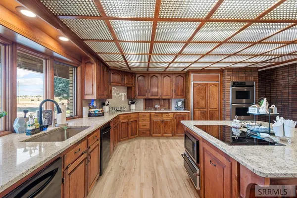 $975,000 | 1149 1250 North Road, Shelley, ID 83274