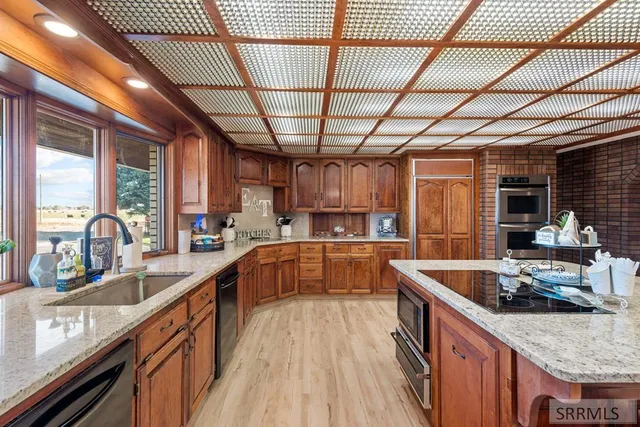 $975,000 | 1149 1250 North Road, Shelley, ID 83274