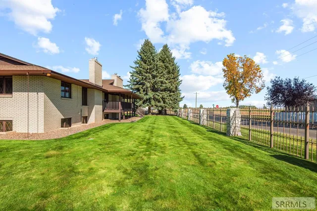 $975,000 | 1149 1250 North Road, Shelley, ID 83274
