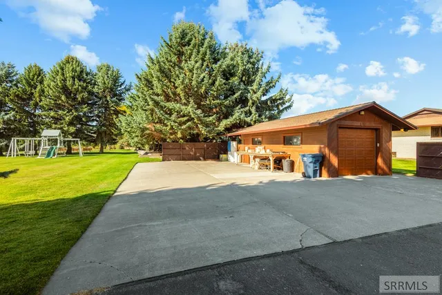 $975,000 | 1149 1250 North Road, Shelley, ID 83274