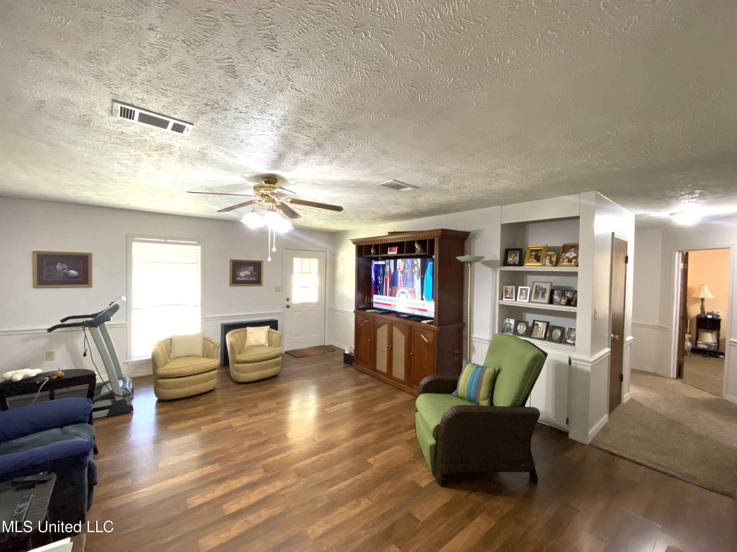 410 Richardson Road Carthage, MS 39051 - Photo 6 of 20 IMG_4408