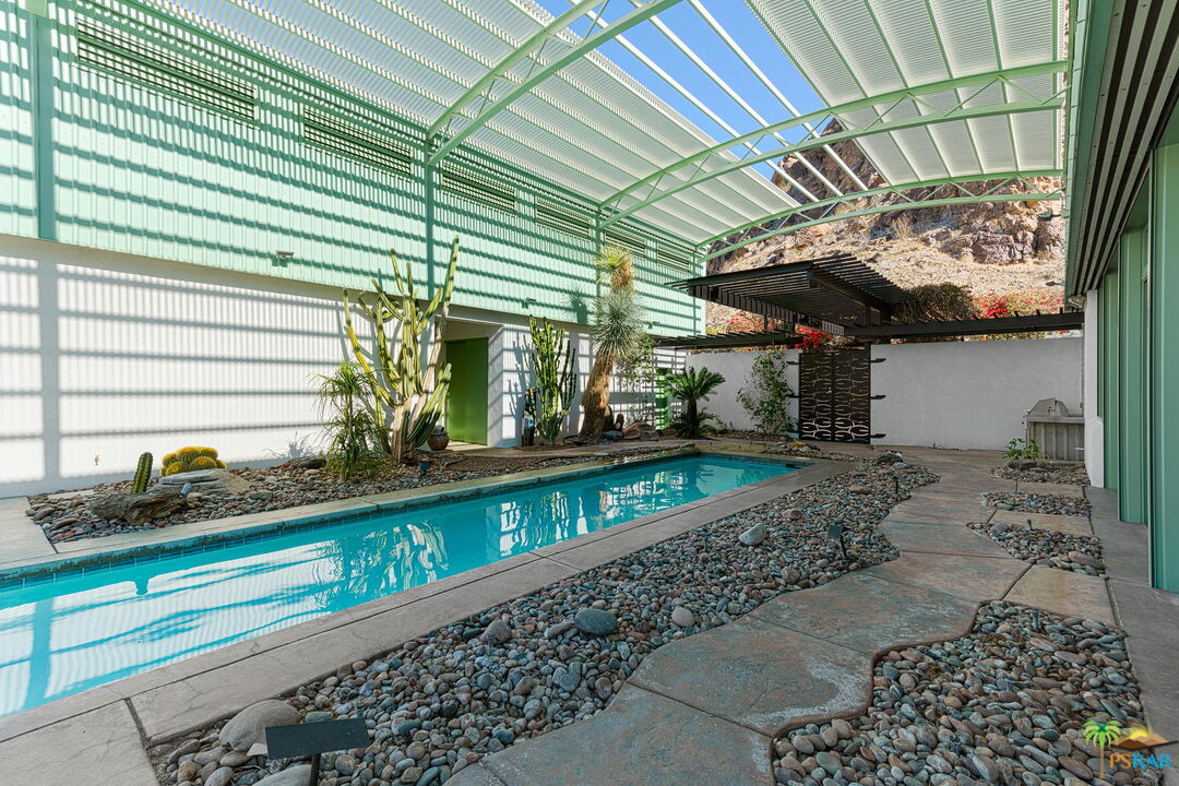 2051 Rim Road Palm Springs, CA 92264 - Photo 14 of 42 Gallery Image 14