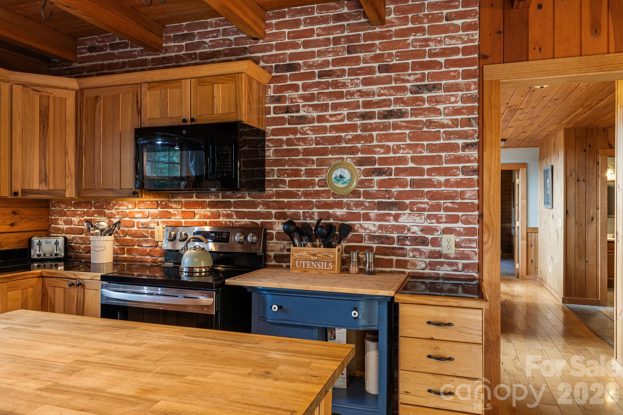 515 Raccoon Branch Road Green Mountain, NC 28740 - Photo 21 of 48 Gallery Image 21