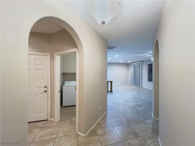 $1,895 | 1022 Pecos River Avenue, Henderson, NV 89002