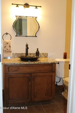 $1,347,000 | 2010 East Grandview Drive, Coeur D'Alene, ID 83815