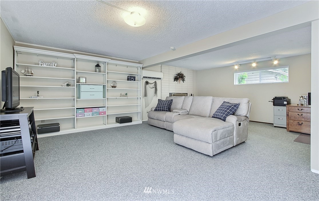 7115 Holmes Island Road Southeast Lacey, WA 98503 - Photo 16 of 20