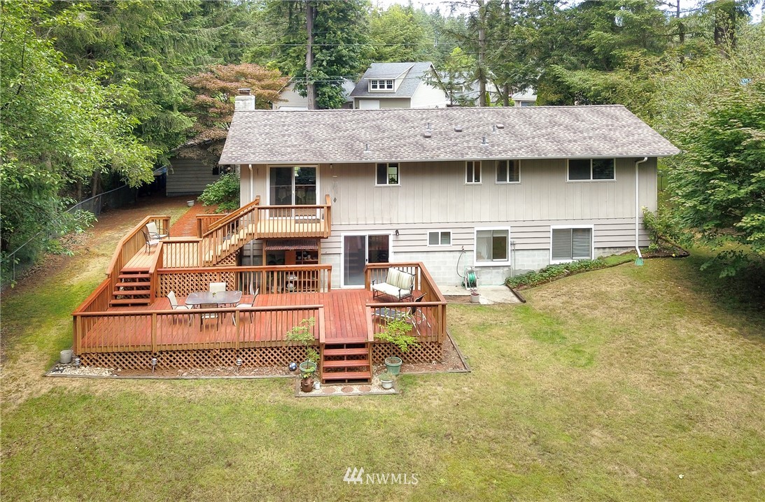 7115 Holmes Island Road Southeast Lacey, WA 98503 - Photo 3 of 20