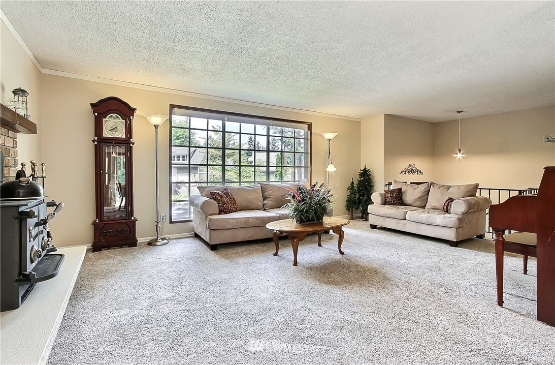 7115 Holmes Island Road Southeast Lacey, WA 98503 - Photo 6 of 20