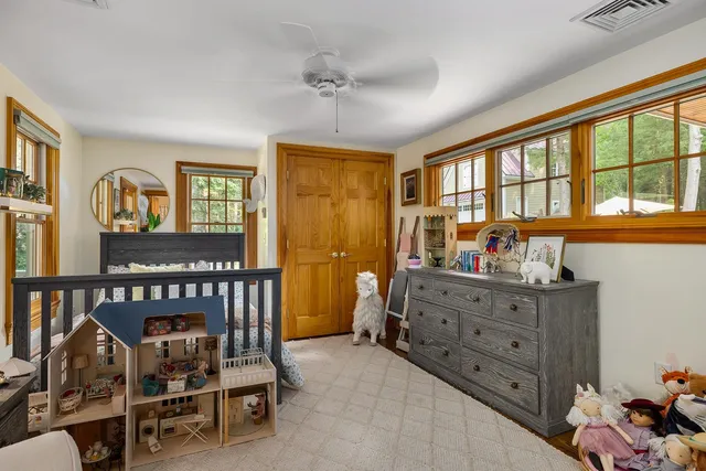 $1,549,000 | 26 Smith Garrison Road, Newmarket, NH 03857