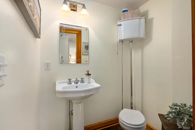 $1,549,000 | 26 Smith Garrison Road, Newmarket, NH 03857