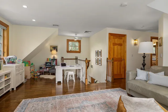 $1,549,000 | 26 Smith Garrison Road, Newmarket, NH 03857