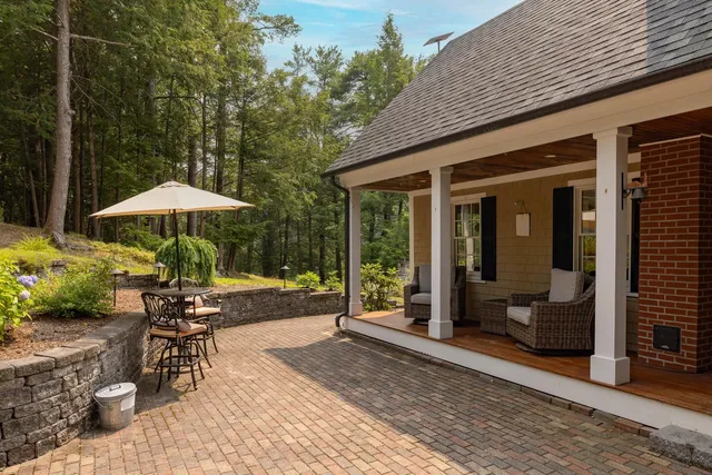 $1,549,000 | 26 Smith Garrison Road, Newmarket, NH 03857