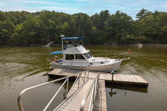 $1,549,000 | 26 Smith Garrison Road, Newmarket, NH 03857