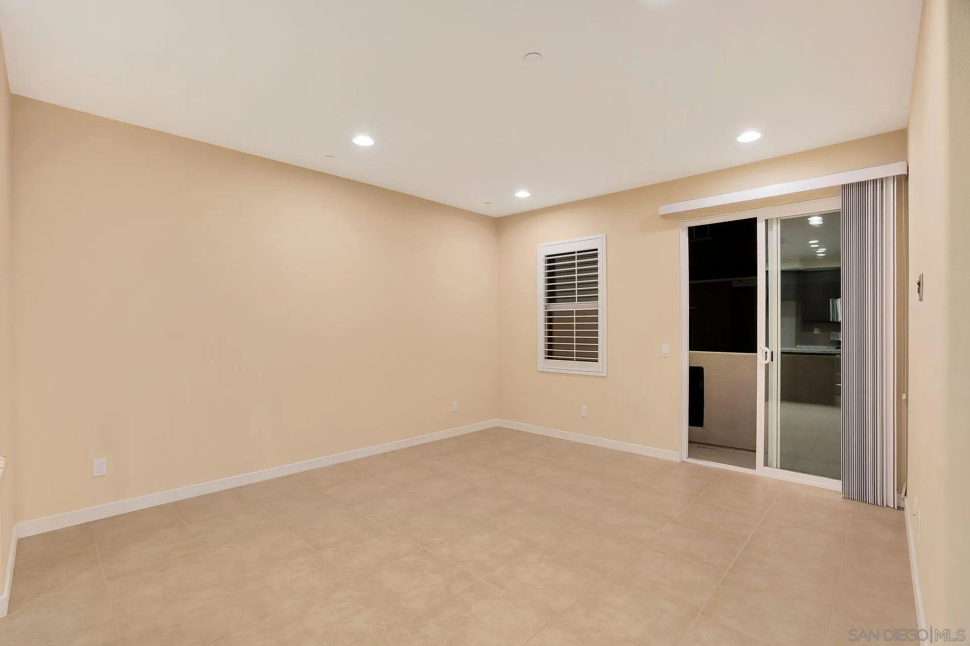 2236 Indus Way San Marcos, CA 92078 - Photo 14 of 30 an empty room with windows