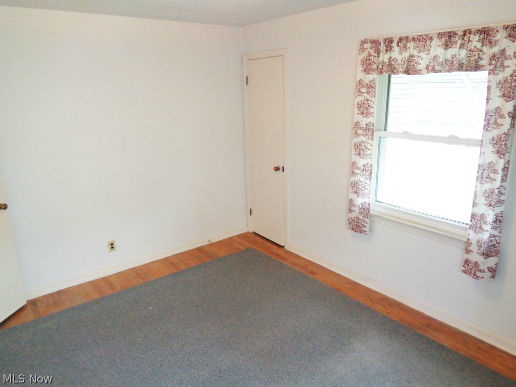 1453 Mayfield Ridge Road Cleveland, OH 44124 - Photo 8 of 14