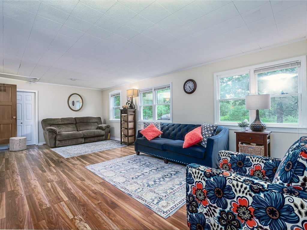 120 Hazen Road Shirley, MA 01464 - Photo 5 of 36 Gallery Image 5