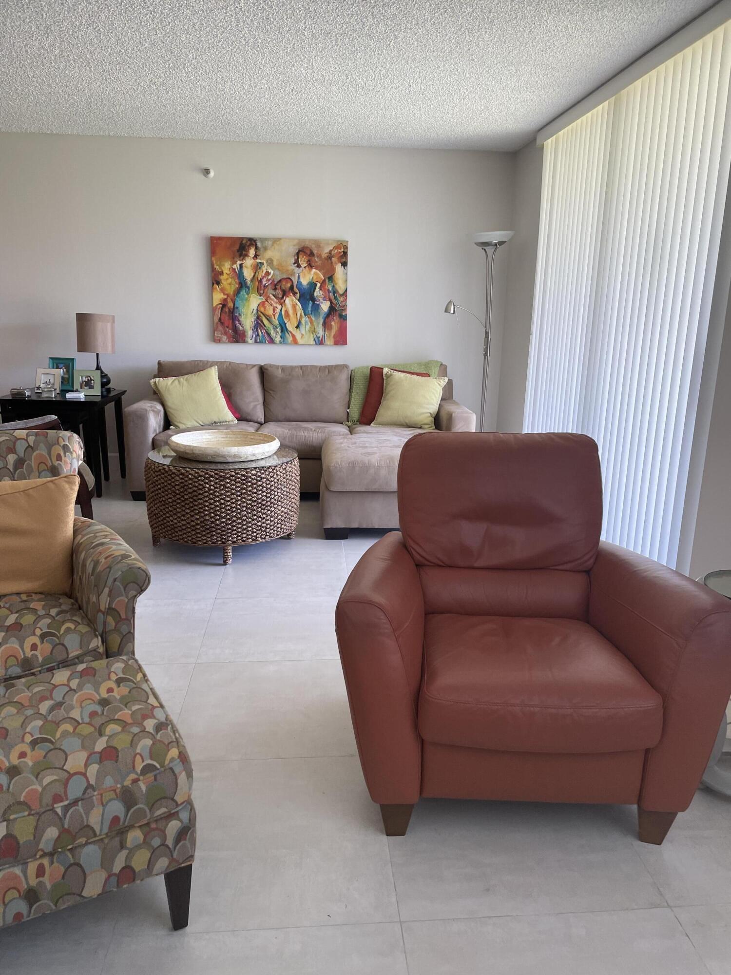 5340 Northwest 2nd Avenue, Unit 229 Boca Raton, FL 33487 - Photo 18 of 50 Living Room/Den Area