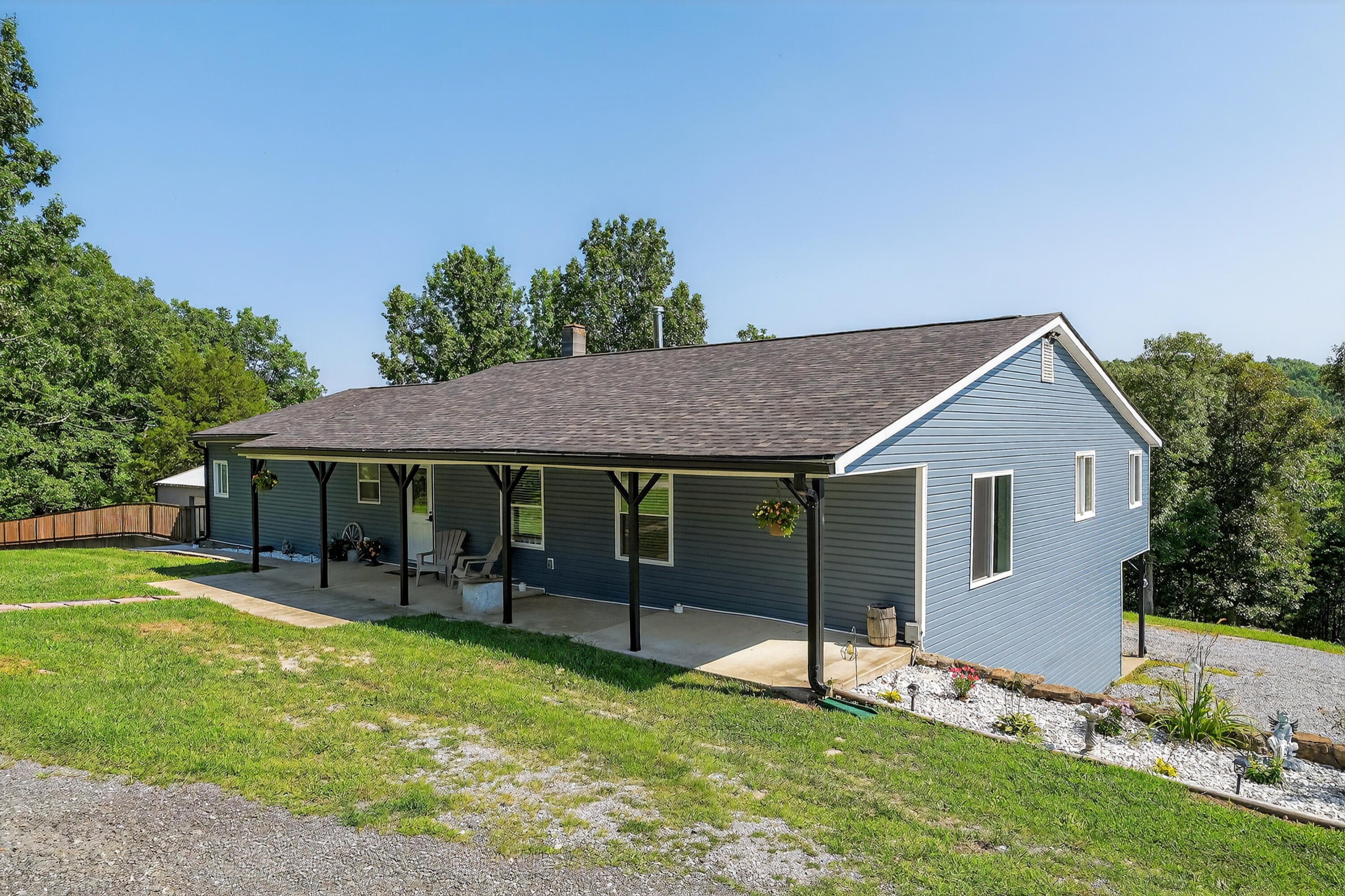 5124 Hogg Ridge Road De Mossville, KY 41033 - Photo 28 of 47 Gallery Image 28