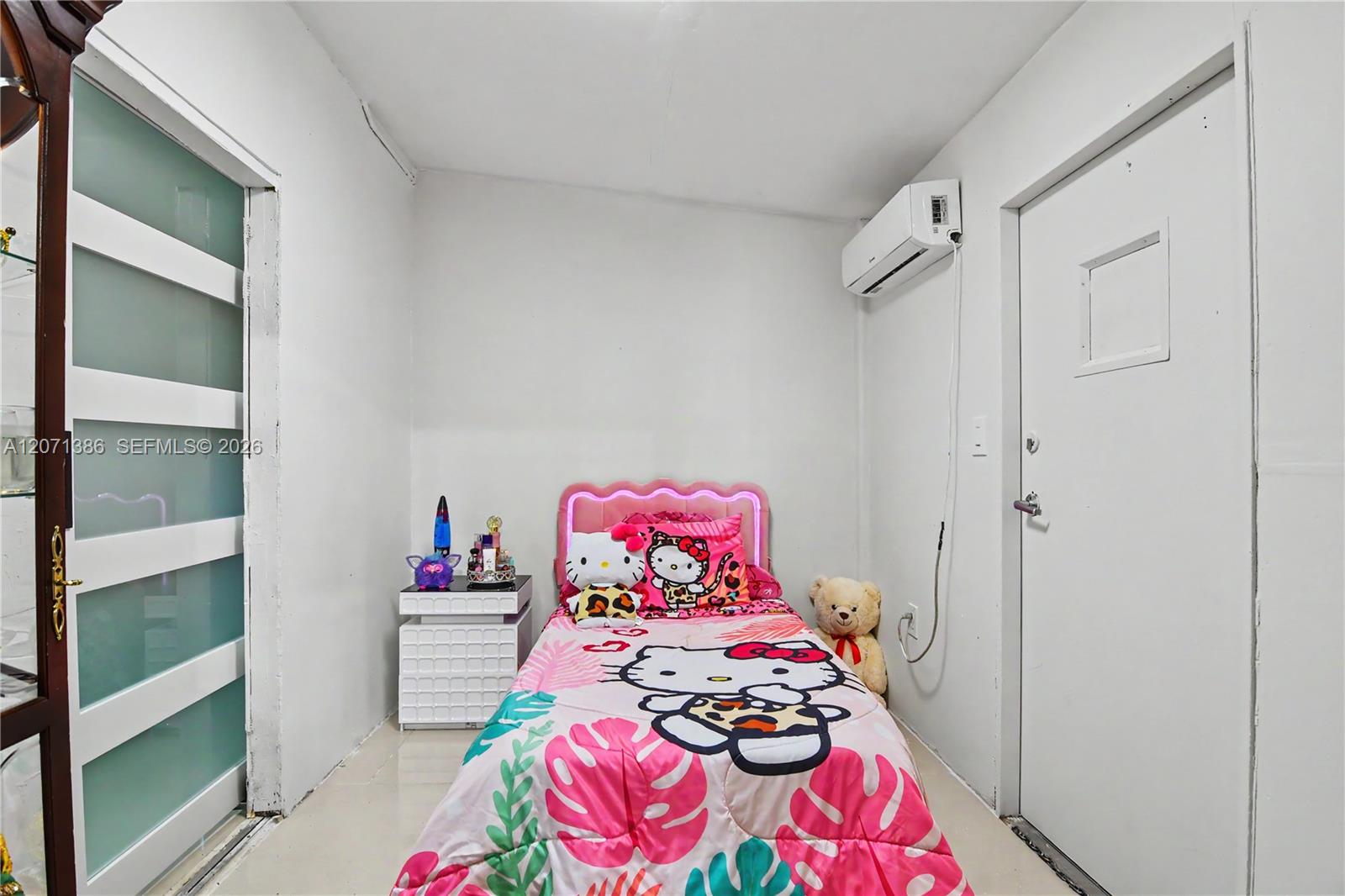 3538 Southwest 87th Court Miami, FL 33165 - Photo 24 of 85 Gallery Image 24