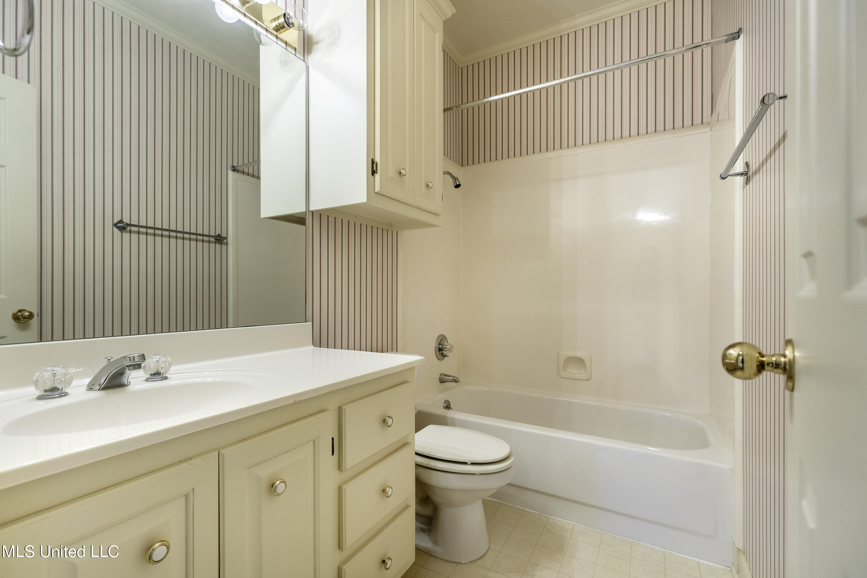 101 Springtree Drive Brandon, MS 39042 - Photo 8 of 12 7H8A2353-HDR-Edit