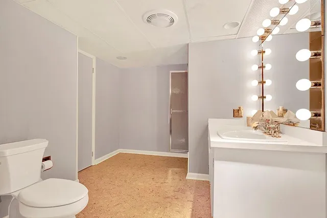 a view of a large building