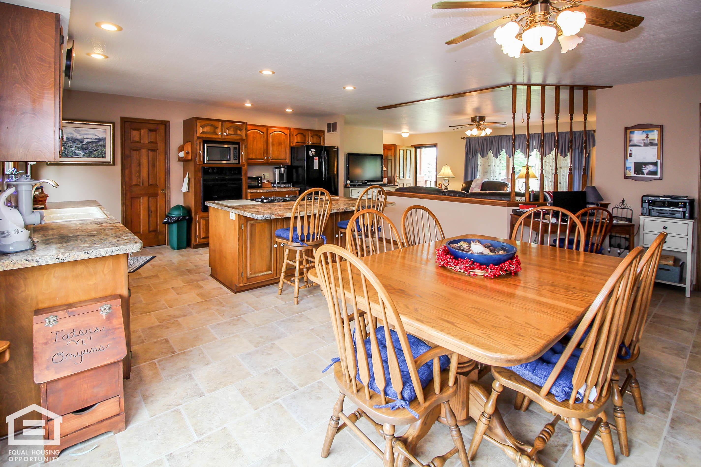 3807 Piatt Road Delaware, OH 43015 - Photo 6 of 42 Gallery Image 6