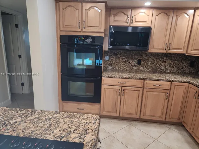 $3,300 | 6855 West 2nd Lane, Hialeah, FL 33014