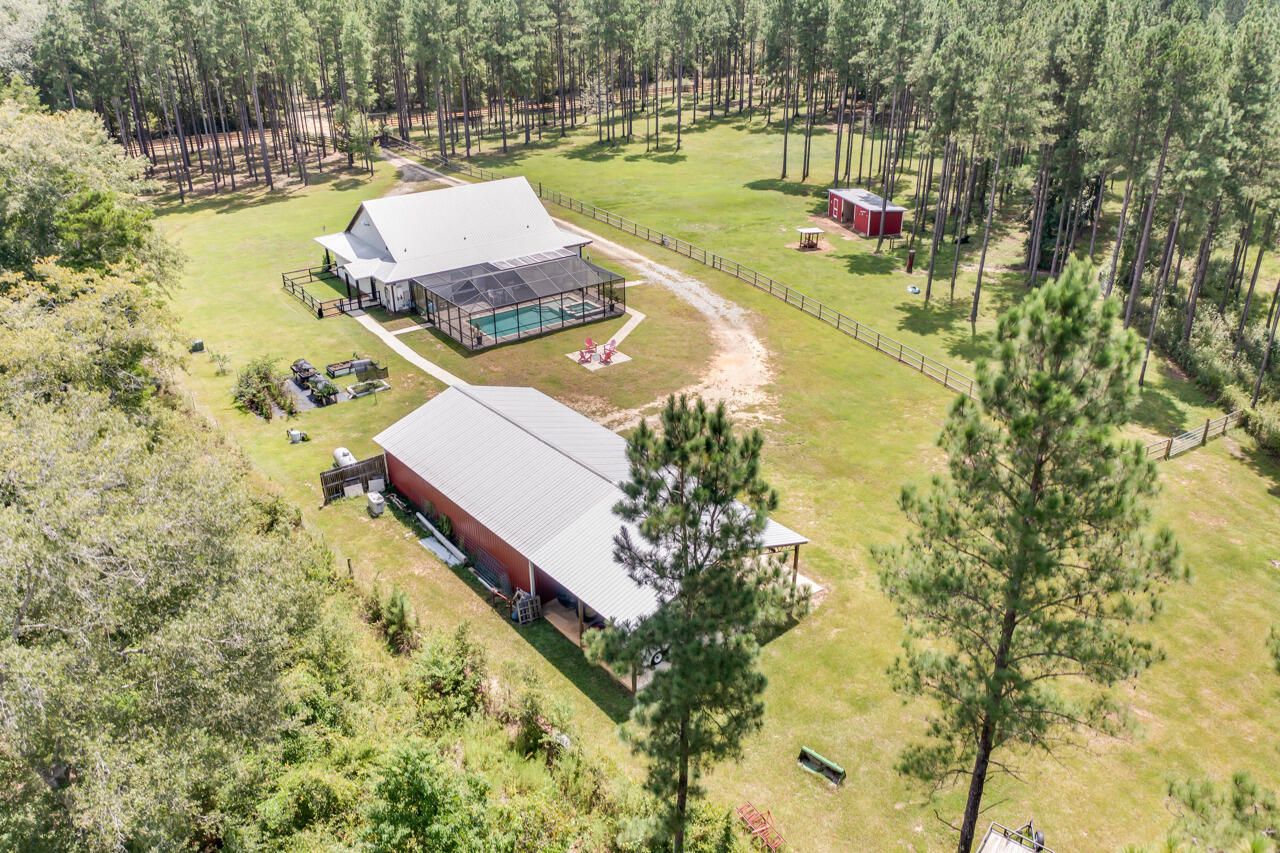 2480 Holmestead Road Bonifay, FL 32425 - Photo 5 of 67 69-70