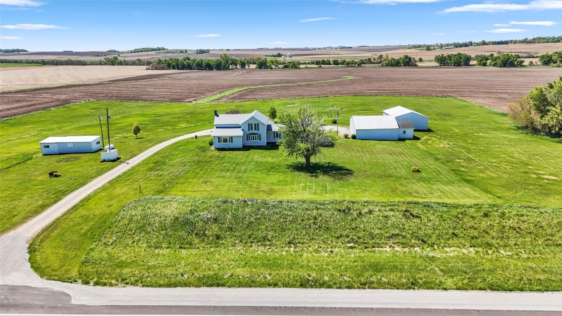 1454 58th Street Garrison, IA 52229 - Photo 6 of 47 Gallery Image 6