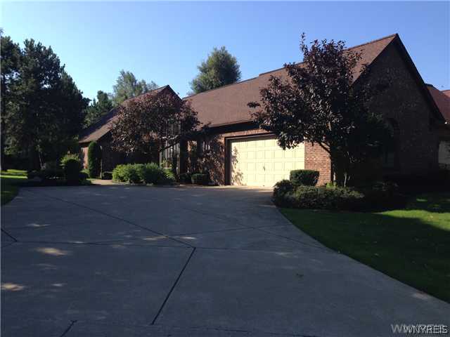 73 Hidden Ridge Common Amherst, NY 14221 - Photo 1 of 1 Exterior Front