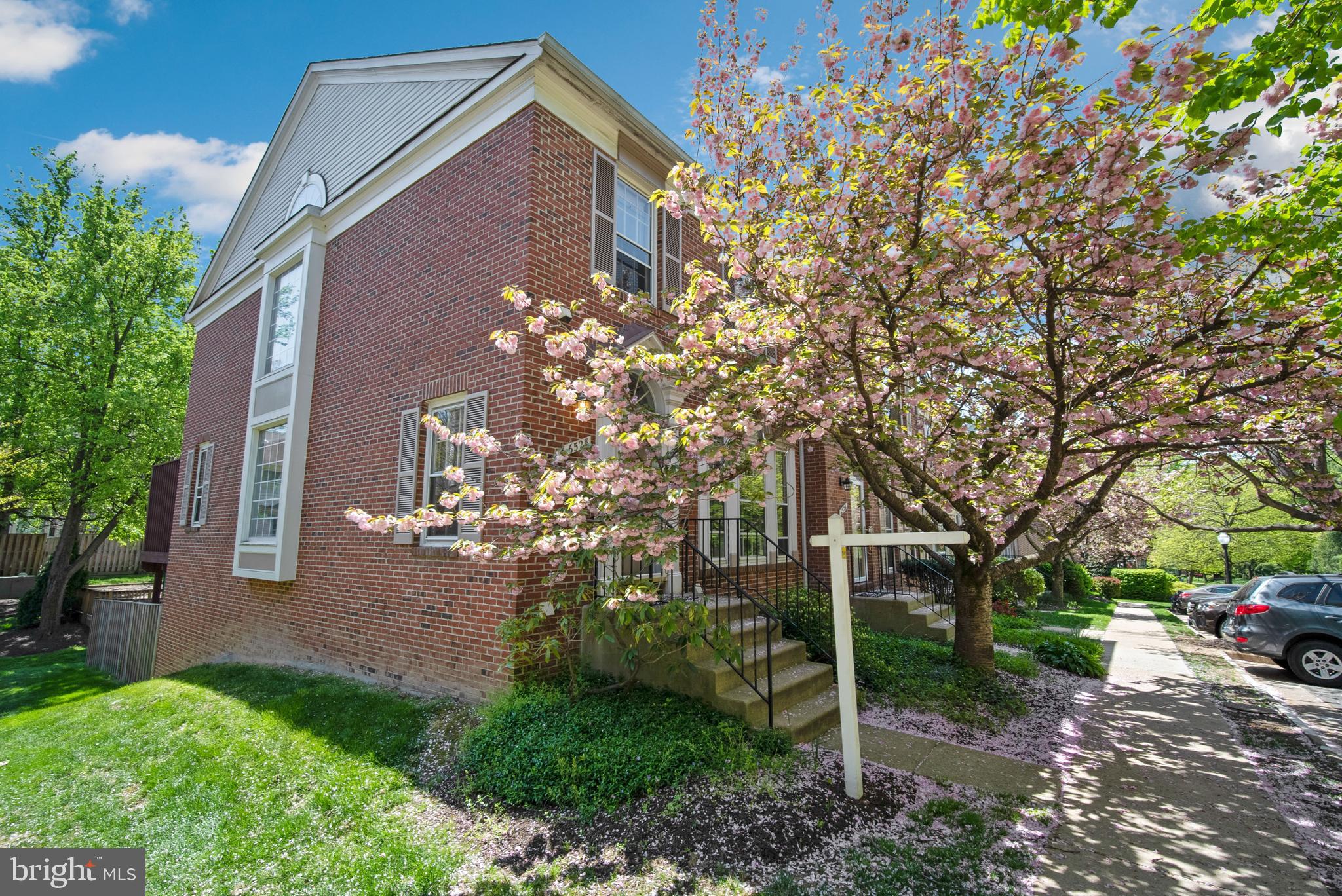 6528 Milva Lane Springfield, VA 22150 - Photo 1 of 35 Welcome to 6528 Milva Ln!