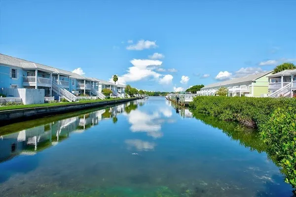 $2,100 | 4985 Cobia Drive Southeast, Unit A, St. Petersburg, FL 33705