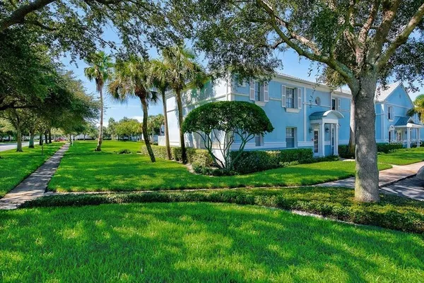 $2,100 | 4985 Cobia Drive Southeast, Unit A, St. Petersburg, FL 33705