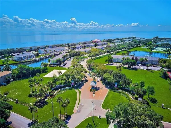 $2,100 | 4985 Cobia Drive Southeast, Unit A, St. Petersburg, FL 33705