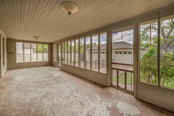 $399,000 | 817 Rivercrest Drive, Abilene, TX 79605