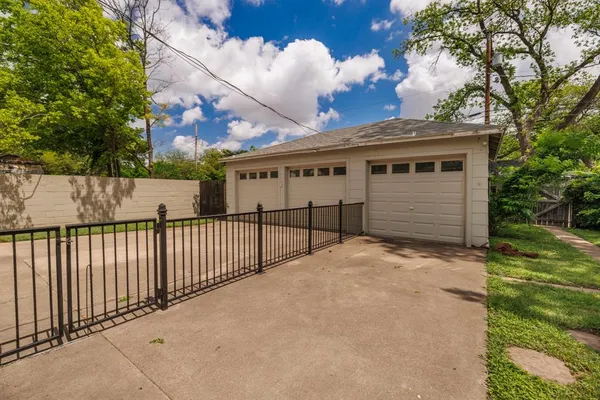$399,000 | 817 Rivercrest Drive, Abilene, TX 79605