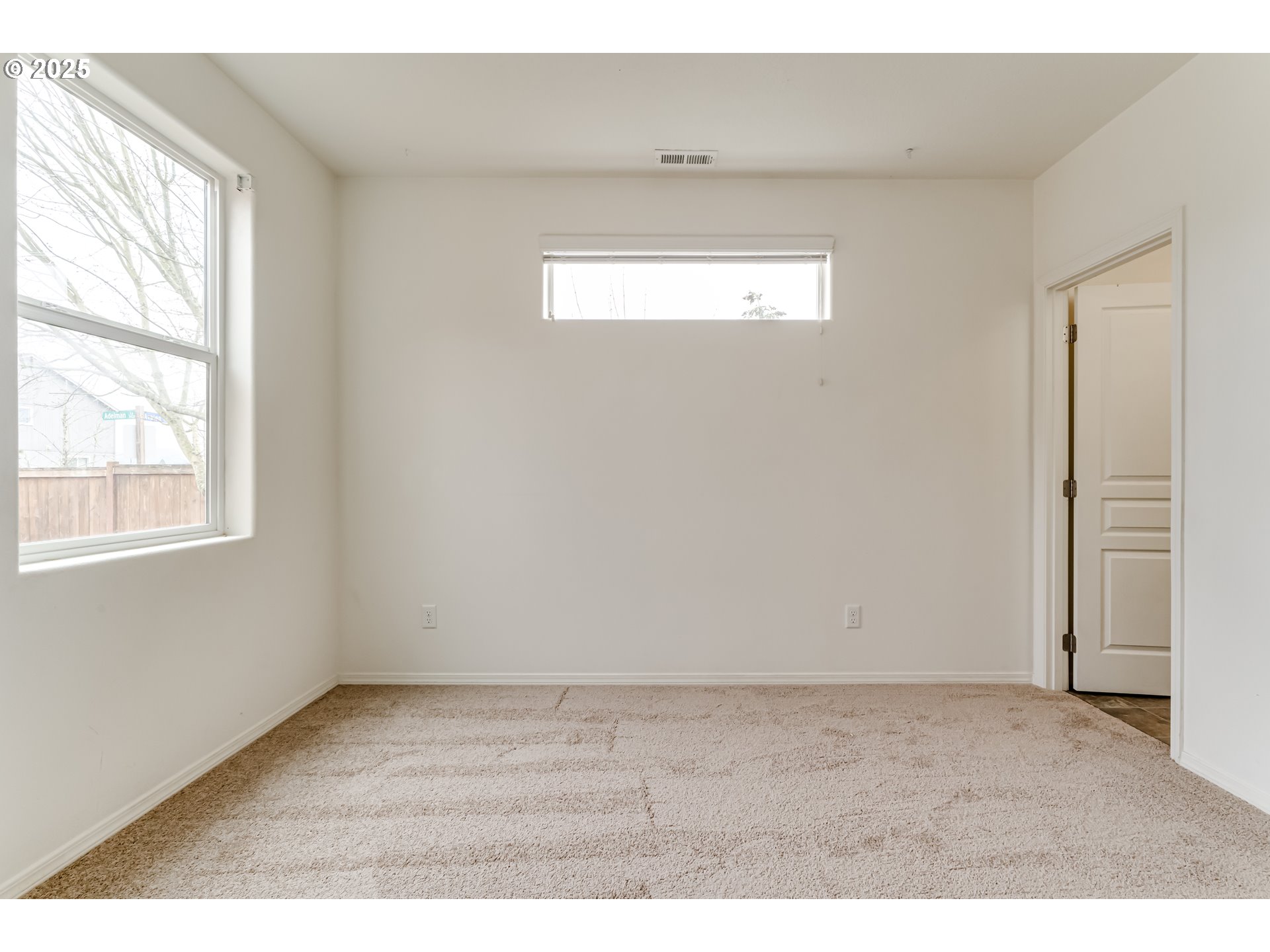 1565 Legacy Street Eugene, OR 97402 - Photo 20 of 27 a view of an empty room with a window