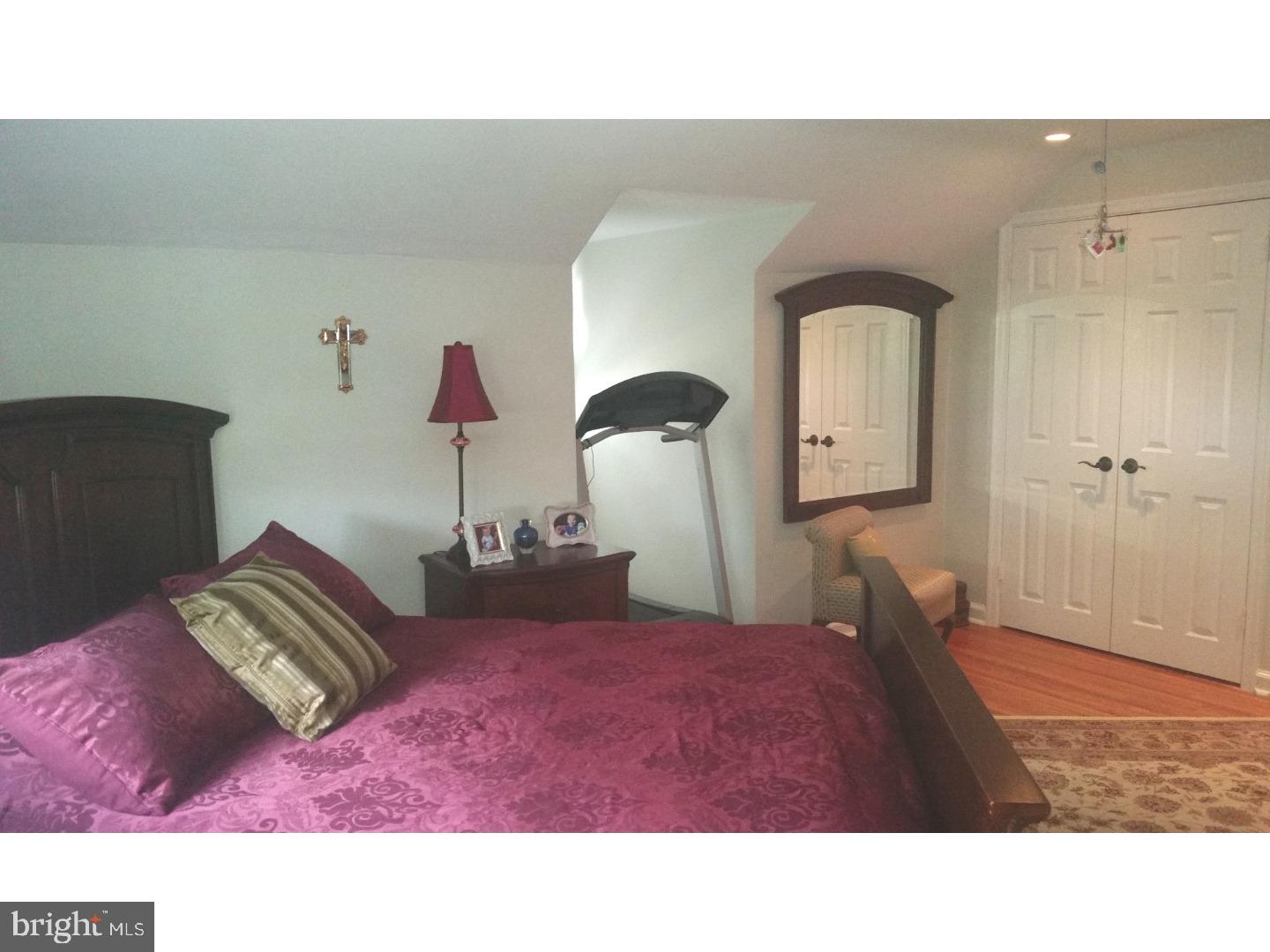 674 Pinetree Road Jenkintown, PA 19046 - Photo 11 of 25 Bedroom - Main