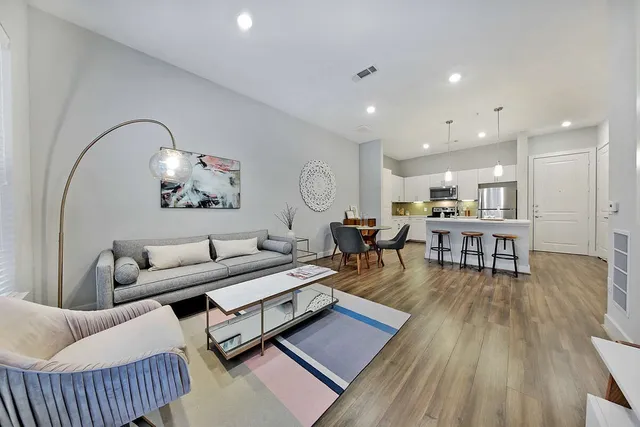 $1,540 | 150 West Sam Houston Parkway North, Unit A2, Houston, TX 77024