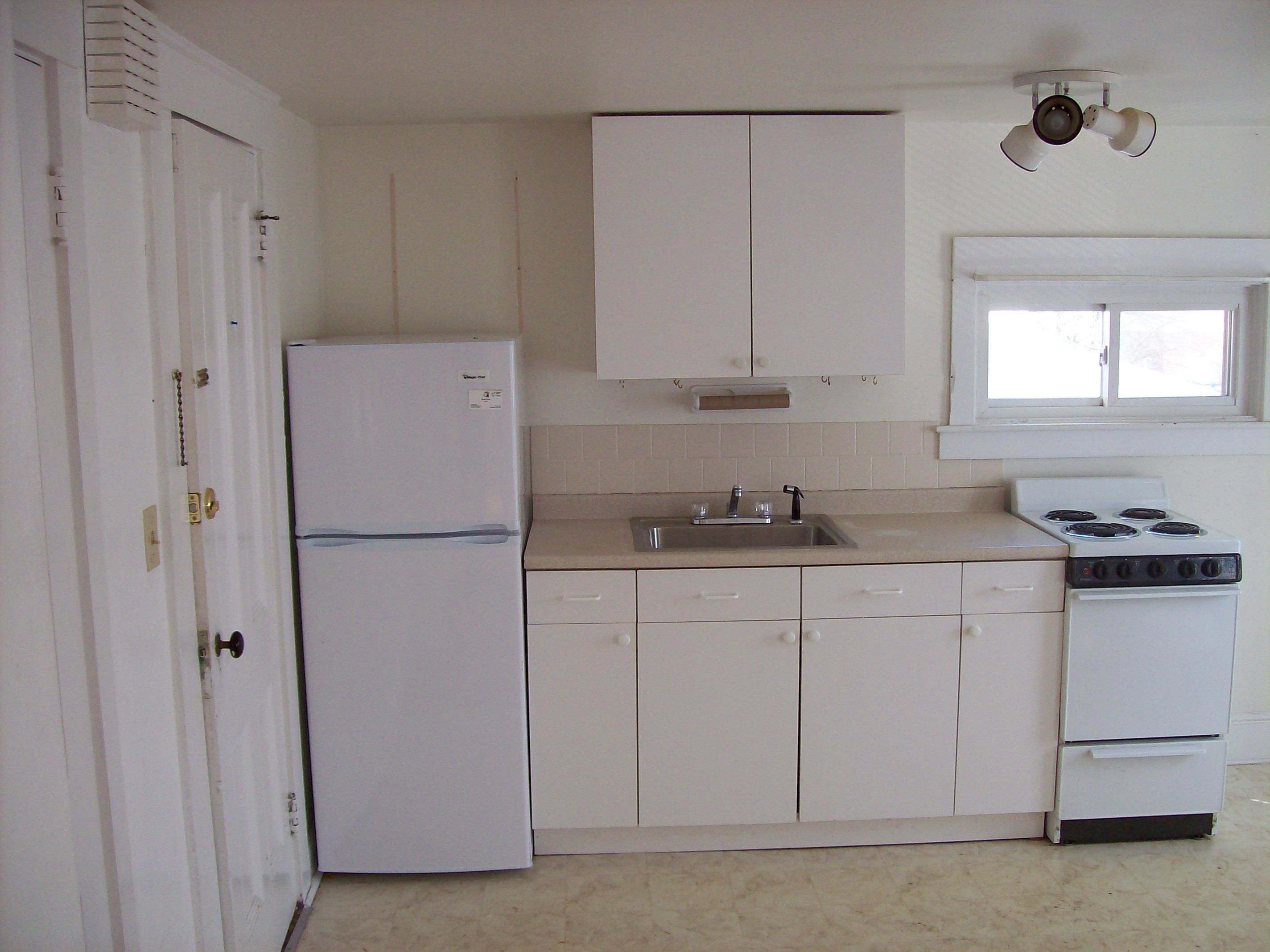 7 Mitchell Place Laconia, NH 03246 - Photo 2 of 5