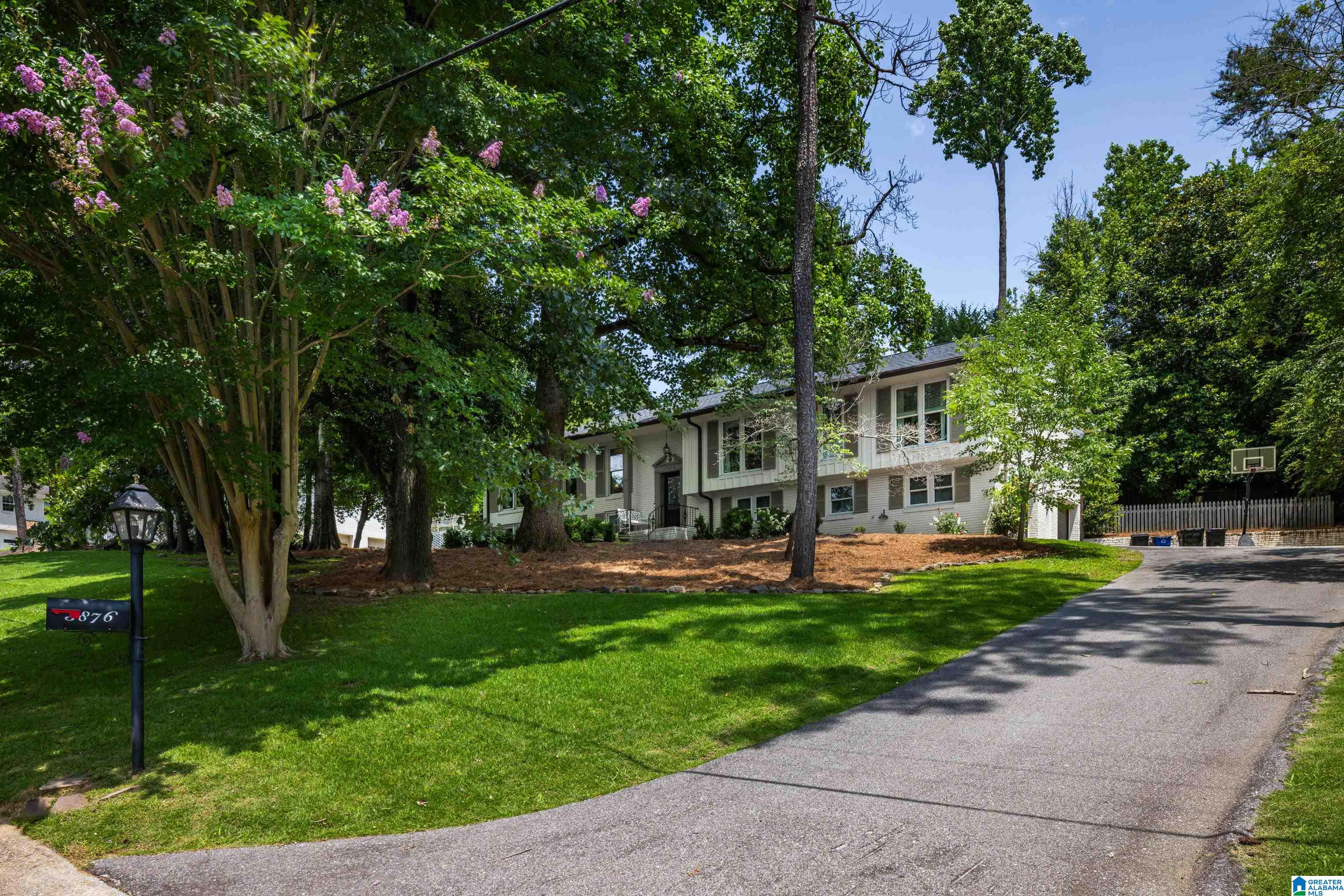 3876 Spring Valley Road Birmingham, AL 35223 - Photo 5 of 49