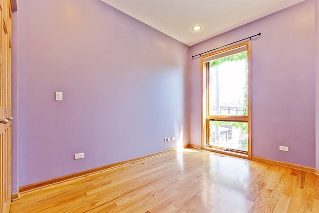 2828 South Lock Street Chicago, IL 60608 - Photo 15 of 21 a view of empty room with window
