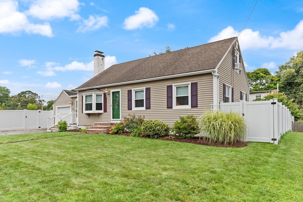 11 Old Farm Road Beverly, MA 01915 - Photo 4 of 41 Gallery Image 4