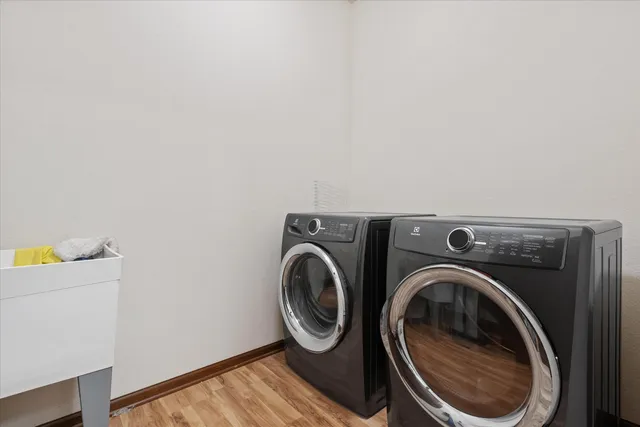 $849,900 | N42W22770 Beacon Court, Pewaukee, WI 53072