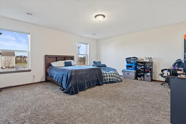 $849,900 | N42W22770 Beacon Court, Pewaukee, WI 53072