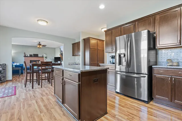 $849,900 | N42W22770 Beacon Court, Pewaukee, WI 53072