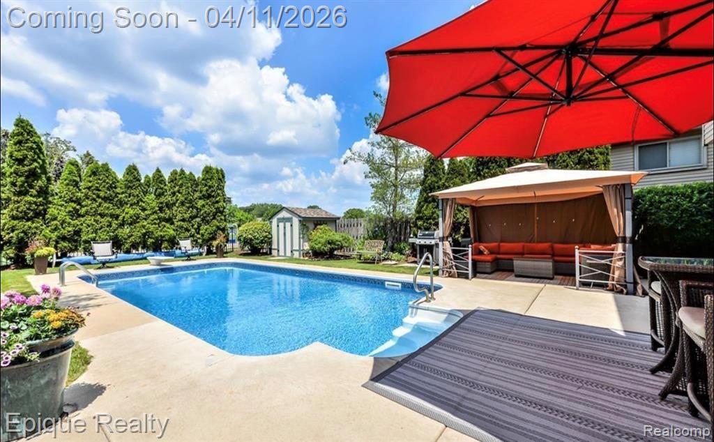 42486 Saltz Road Canton, MI 48187 - Photo 4 of 43 Gallery Image 4