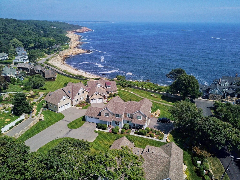 7 Boulder Avenue, Unit 3 Gloucester, MA 01930 - Photo 1 of 24